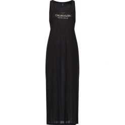 Sukienka plażowa Calvin Klein Swimwear KW0KW01080. Czarne sukienki damskie Calvin Klein Swimwear, na plażę, na lato, xl, bez wzorów, z lyocellu, bez kołnierzyka, bez rękawów. Za 399,00 zł.