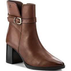 Botki CAPRICE - 9-25331-29 Cognac Nappa 303. Brązowe buty zimowe damskie marki Caprice, z materiału, na obcasie. W wyprzedaży za 299,00 zł.