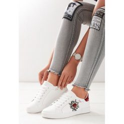 Biało-Czerwone Buty Sportowe Citrine. Czerwone buty sportowe damskie vices. Za 89,99 zł.