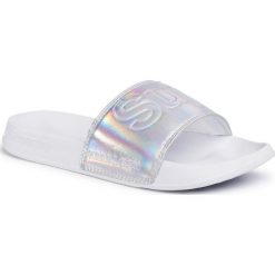 Klapki SUPERDRY - Pool Slide WF310007A Holographic K5K. Szare klapki damskie Superdry, bez wzorów, ze skóry ekologicznej, bez obcasa. Za 129,00 zł.