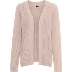 Sweter bez zapięcia oversize bonprix matowy beżowy. Brązowe swetry damskie bonprix, bez wzorów, bez rękawów, bez kaptura. Za 49,99 zł.