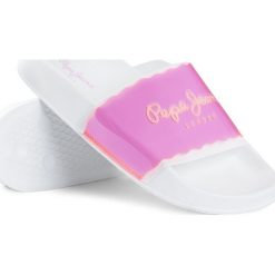 Klapki Pepe Jeans. Szare klapki damskie Pepe Jeans, bez wzorów, z jeansu, bez obcasa. Za 109,00 zł.