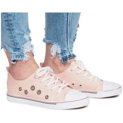 Różowe ażurowe trampki Lavso. Różowe trampki i tenisówki damskie ButyModne, bez wzorów, na sznurówki. Za 65,00 zł.