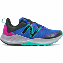 New Balance FuelCore NITREL v4 Trail - WTNTRLL4. Pomarańczowe buty sportowe damskie New Balance, bez wzorów, z materiału, do biegania. Za 349,99 zł.