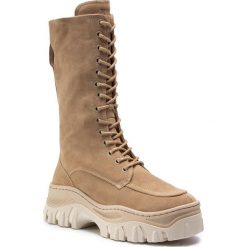 Kozaki BRONX - 14187-C Cappuccino 125. Brązowe kozaki damskie Bronx, ze skóry, bez obcasa, bez zapięcia. Za 899,00 zł.