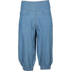Rybaczki dżinsowe bonprix niebieski "bleached". Niebieskie rybaczki damskie bonprix, bez wzorów, z jeansu. Za 99,99 zł.