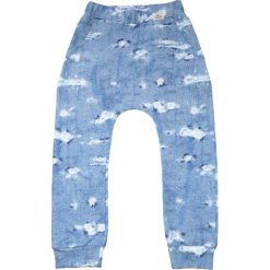 Spodnie przecierany jeans 68-134 / BUGZY. Niebieskie spodnie dresowe chłopięce marki Pakamera. Za 69,00 zł.