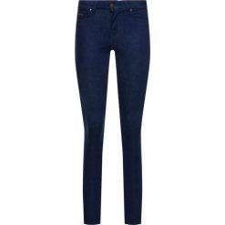 Jeansy Slim Fit TOMMY HILFIGER Harlem WW0WW25692. Niebieskie jeansy damskie TOMMY HILFIGER. W wyprzedaży za 259,00 zł.