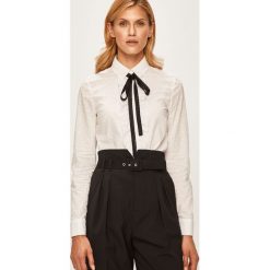Red Valentino - Koszula. Białe bluzki damskie Red Valentino, s, bez wzorów, z bawełny, casualowe, bez kołnierzyka, z długim rękawem. W wyprzedaży za 1249,00 zł.