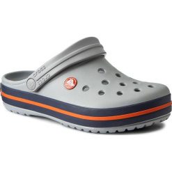 Klapki CROCS - Crocband 11016 Light Grey/Navy. Szare klapki damskie Crocs, bez wzorów, z tworzywa sztucznego, bez obcasa. Za 199,00 zł.