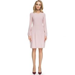 MADRA Sukienka z obniżoną linią talii - pudrowa. Sukienki damskie Stylove. Za 199,00 zł.
