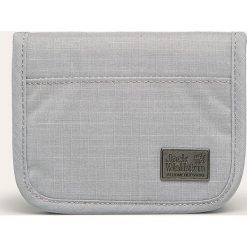 Jack Wolfskin - Portfel. Czarne portfele męskie Jack Wolfskin, bez wzorów, z poliesteru. W wyprzedaży za 69,90 zł.