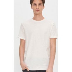 T-shirt z bawełny organicznej - Biały. Białe t-shirty męskie House, s, bez wzorów, z bawełny, bez kołnierzyka. Za 39,99 zł.