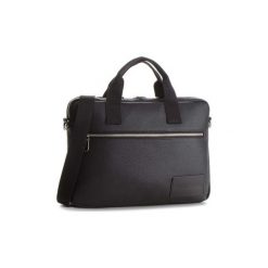 Aktówki / Teczki Calvin Klein Jeans K40K400398 PEBBLE SLIM BRIFCASE. Czarne aktówki męskie Calvin Klein Jeans, bez wzorów, z jeansu. Za 508,41 zł.