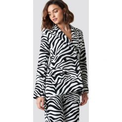 NA-KD Trend Dwurzędowa marynarka oversize - Multicolor. Szare marynarki damskie NA-KD Trend, bez wzorów. Za 121,95 zł.
