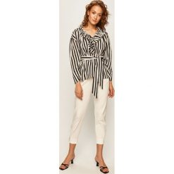 Pinko - Bluzka. Czarne bluzki damskie Pinko, bez wzorów, z bawełny, casualowe, z włoskim kołnierzykiem, z długim rękawem. W wyprzedaży za 499,90 zł.
