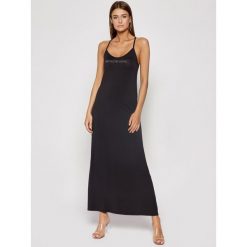 Sukienka letnia Emporio Armani 262483 0P315 00020. Czarne sukienki damskie Emporio Armani, na lato, xs, bez wzorów, z elastanu, bez kołnierzyka, bez rękawów. Za 399,00 zł.
