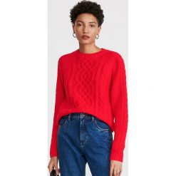 Sweter z ozdobnym splotem - Czerwony. Czerwone swetry damskie Reserved, s, bez wzorów, ze splotem, bez kołnierzyka, bez kaptura. Za 119,99 zł.