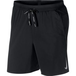 Nike Flex Stride Short AJ7779-010. Czarne spodenki i szorty męskie Nike, m, bez wzorów, z poliesteru. W wyprzedaży za 149,99 zł.