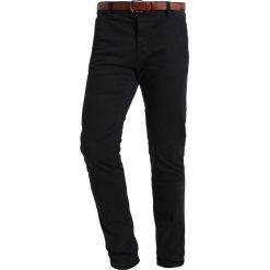 INDICODE JEANS NELSON Chinosy black. Czarne jeansy męskie marki INDICODE JEANS. Za 149,00 zł.