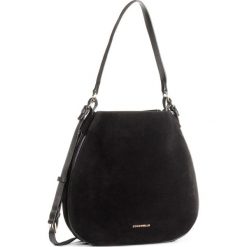 Torebka COCCINELLE - EBB Maeva Suede E1 EBB 13 02 01 Noir 001. Czarne torebki klasyczne damskie Coccinelle, bez wzorów, ze skóry, klasyczne, bez dodatków. W wyprzedaży za 1319,00 zł.