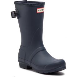Kalosze Hunter Orig Black Adj Short WFS1013RMA. Niebieskie kalosze damskie Hunter, bez wzorów. W wyprzedaży za 379,00 zł.