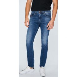 Diesel - Jeansy Thommer. Niebieskie jeansy męskie Diesel, bez wzorów. W wyprzedaży za 539,90 zł.