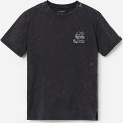Bawełniany t-shirt z efektem sprania - Czarny. Czarne t-shirty męskie Reserved, m, bez wzorów, z bawełny, bez kołnierzyka. Za 29,99 zł.