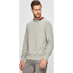 Tommy Hilfiger - Bluza. Szare bluzy męskie TOMMY HILFIGER, s, z nadrukiem, z bawełny, z okrągłym kołnierzem, bez rękawów, bez kaptura. W wyprzedaży za 219,90 zł.