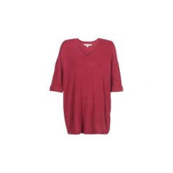 Sukienki krótkie Billabong HOLLY FIRE. Czerwone sukienki damskie Billabong, m, bez wzorów, bez kołnierzyka, z krótkim rękawem, krótkie, mini. Za 230,30 zł.