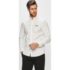 Tommy Hilfiger - Koszula. Białe koszule męskie TOMMY HILFIGER, s, bez wzorów, z elastanu, casualowe, button down, z długim rękawem. W wyprzedaży za 379,90 zł.