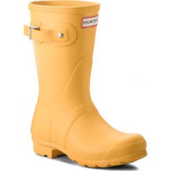 Kalosze HUNTER - Original Short WFS1000RMA Yellow. Żółte kalosze damskie Hunter, bez wzorów, z tworzywa sztucznego. W wyprzedaży za 349,00 zł.