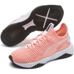 Puma tenisówki damskie Defy Wn s Peach Bud 37. Pomarańczowe buty sportowe damskie Puma, bez wzorów, bez zapięcia. W wyprzedaży za 399,00 zł.