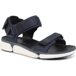 Sandały CLARKS - Tri Cove Trail 261503237 Navy Combi. Niebieskie klapki męskie Clarks, ze skóry, bez zapięcia. Za 429,00 zł.