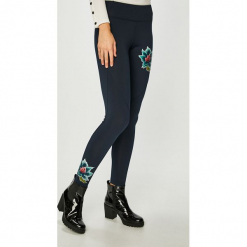 Desigual - Legginsy. Szare legginsy we wzory Desigual, l, z dzianiny. Za 249,90 zł.