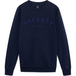 Bluza w kolorze granatowym. Niebieskie bluzy męskie Hackett London, xl, z nadrukiem, z bawełny, z okrągłym kołnierzem, bez rękawów, bez kaptura. W wyprzedaży za 179,95 zł.