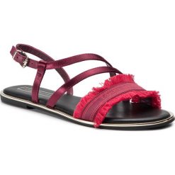 Sandały TOMMY HILFIGER - Feminine Satin Flat Sandal FW0FW04162 Beet Red 522. Klapki damskie TOMMY HILFIGER. Za 399,00 zł.