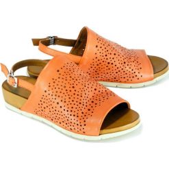 PIAZZA 911004-62 coral, sandały damskie. Sandały damskie Piazza, bez wzorów, ze skóry, bez obcasa, bez zapięcia. Za 269,90 zł.
