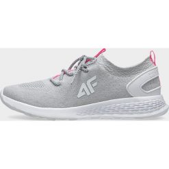 Buty sportowe dziewczęce. Buty dziewczęce sportowe bez wzorów, z dzianiny, bez zapięcia. Za 129,99 zł.