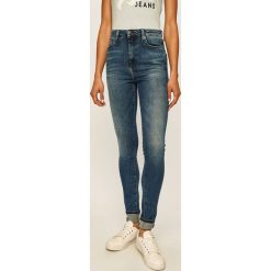 Pepe Jeans - Jeansy Dion. Niebieskie rurki damskie Pepe Jeans, bez wzorów, z elastanu, z podwyższonym stanem. Za 359,90 zł.