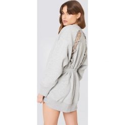 Sukienki dresowe: Tommy Hilfiger Sukienka dresowa Gigi Hadid Open Back LS - Grey