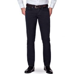 Spodnie Czarne Femes. Czarne spodnie męskie LANCERTO, na co dzień, na lato, s, z haftami, z elastanu, eleganckie. W wyprzedaży za 199,90 zł.