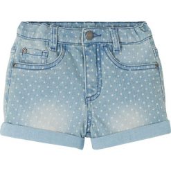 Szorty dżinsowe dziewczęce bonprix jasnoniebieski "bleached". Niebieskie spodnie dziewczęce bonprix, bez wzorów, z elastanu. Za 32,99 zł.