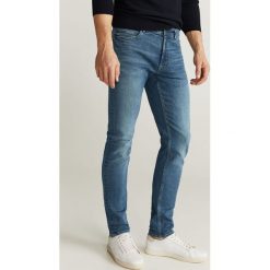 Mango Man - Jeansy Jude6. Zielone jeansy męskie Mango Man, bez wzorów. Za 139,90 zł.