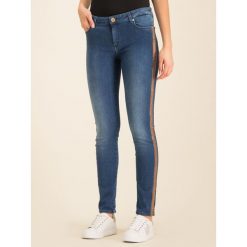 Jeansy Regular Fit Trussardi Jeans Denim Roxy Blue Stretch 56J00001. Niebieskie jeansy damskie Trussardi Jeans, bez wzorów, z elastanu. W wyprzedaży za 249,00 zł.