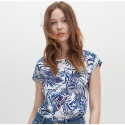 T-shirt z nadrukiem - Turkusowy. Niebieskie t-shirty damskie Reserved, s, z nadrukiem, bez kołnierzyka. Za 39,99 zł.