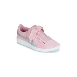 Buty Dziecko Puma PS PUMA VIKKY RIBBON.LILAC. Różowe trampki dziewczęce Puma, bez wzorów, bez zapięcia. Za 119,40 zł.