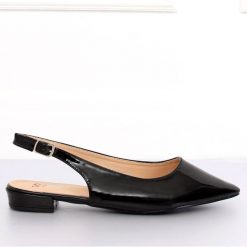 Baleriny z odkrytą piętą czarne LL-178 Black. Czarne baleriny damskie ButyModne, bez wzorów, ze skóry ekologicznej, eleganckie, bez obcasa. Za 75,19 zł.