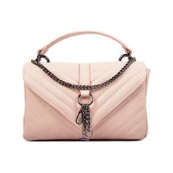 Torebki klasyczne damskie: Skórzana torebka w kolorze pudrowym – (S)15 x (W)23 x (G)7 cm