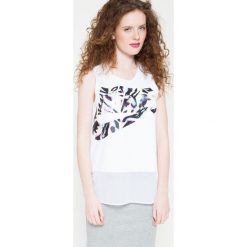 Nike Sportswear - Top. Szare topy damskie Nike Sportswear, m, z nadrukiem, z dzianiny, z okrągłym kołnierzem. W wyprzedaży za 119,90 zł.
